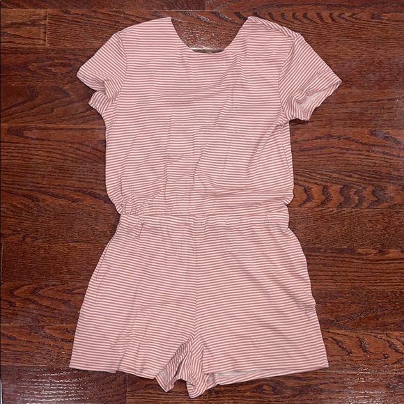 NWT ALTERNATIVE APPAREL Cross Back Jersey Romper* - Picture 5 of 7